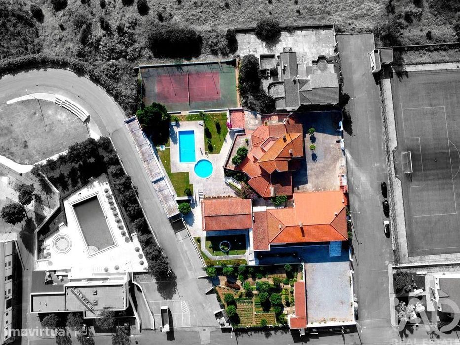 Comércio diverso T6 em Terrugem E Vila Boim de 467,00 m2