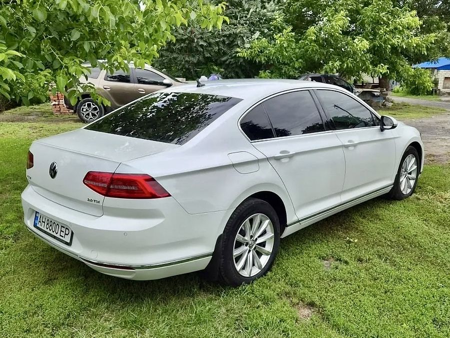 Volkswagen Passat 2017 VIN WVWZZZ3CZJE006947 фото оголошення 4 з 23