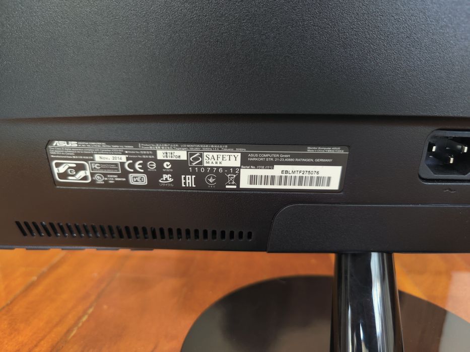 Monitor ASUS VS197DE VGA 19''