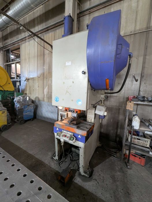 Prasa mimośrodowa KD2128E 63 tony