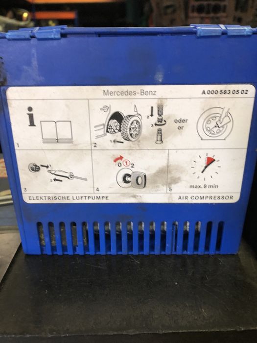 Vendo Compressor pneus  original mercedes eletrico