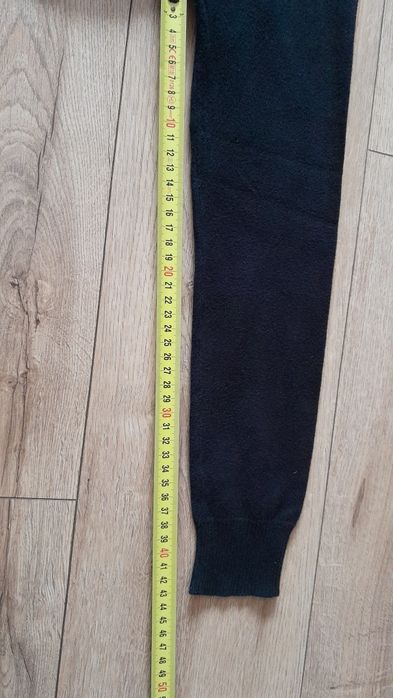 Sweter rozpinany czarny  XS House Basic