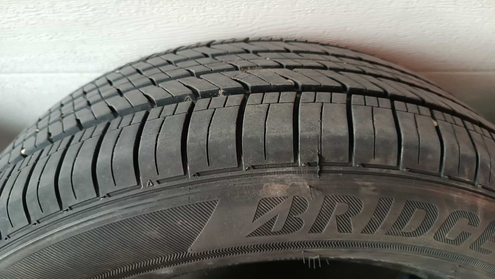 Bridgestone 235 55 R18