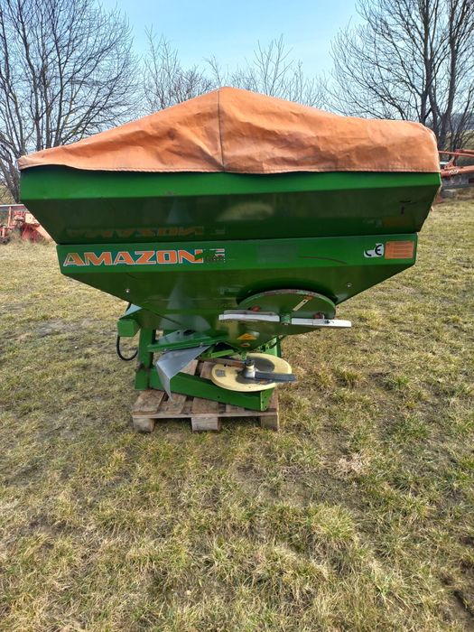 Rozsiewacz Amazone ZA-M compact 2000l. , maxis novis