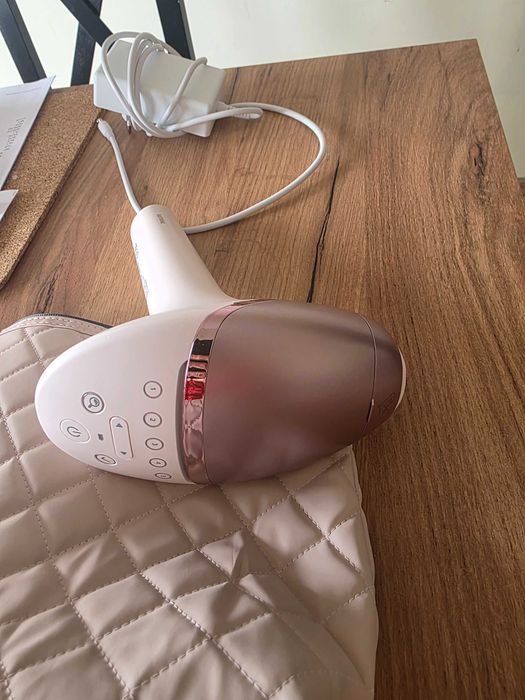 Depilator Lumea seria 9000