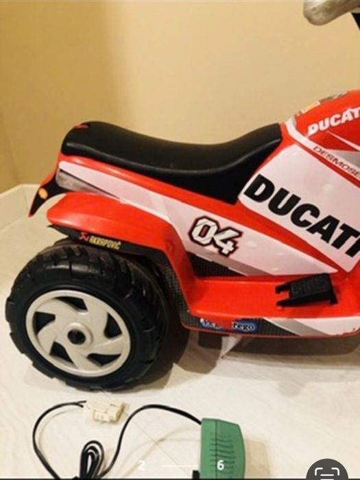 Peg Perego клектромотоцикл дитячий