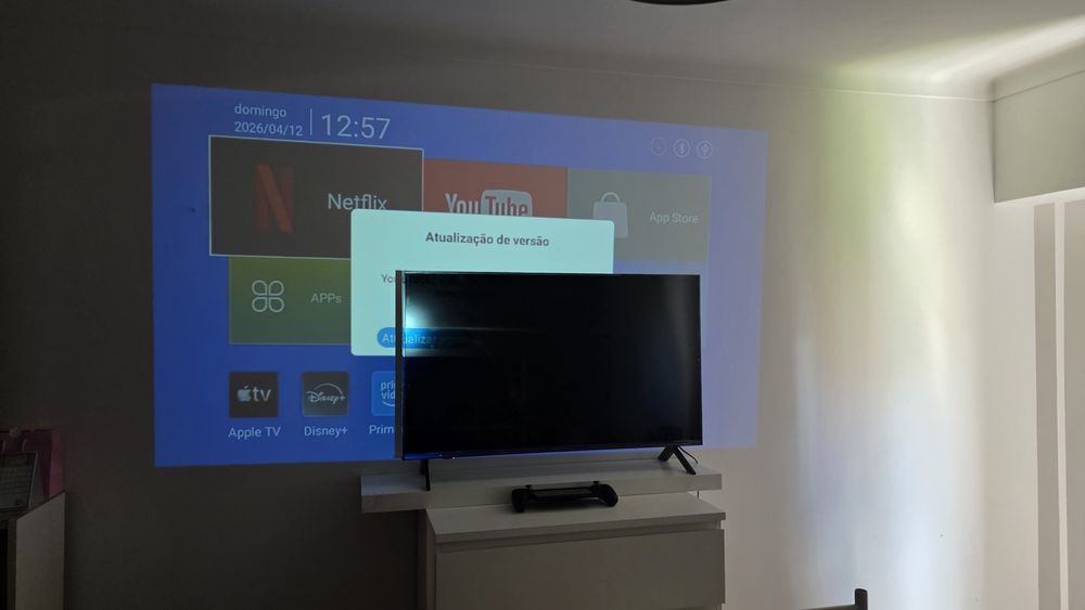 Smart TV projetor Android com Netflix, Amazon