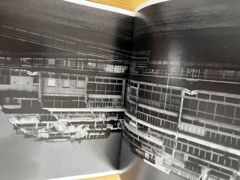 Livro Fotografia Stigma / Antoine D' Agata 1° Edição Assinada
