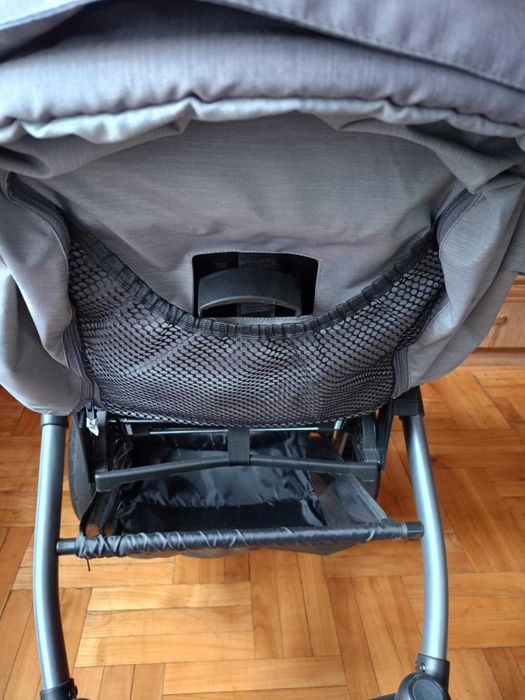 Sprzedam wózek dziecięcy.
