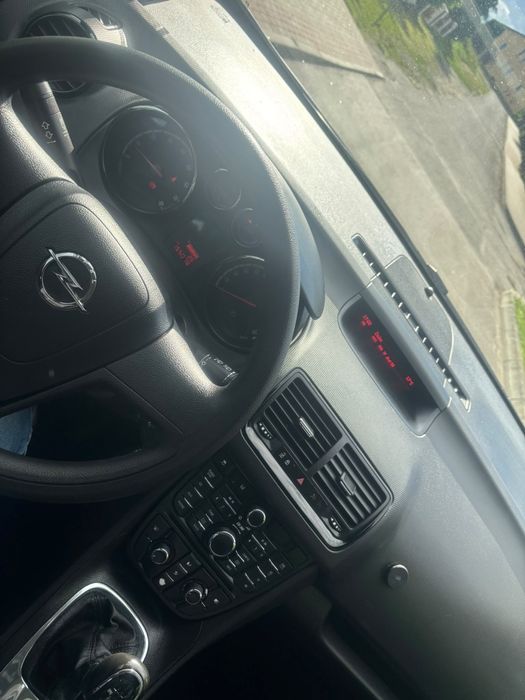 Opel Meriva 1.4 czysta benzyna!! Bardzo Ładna!!