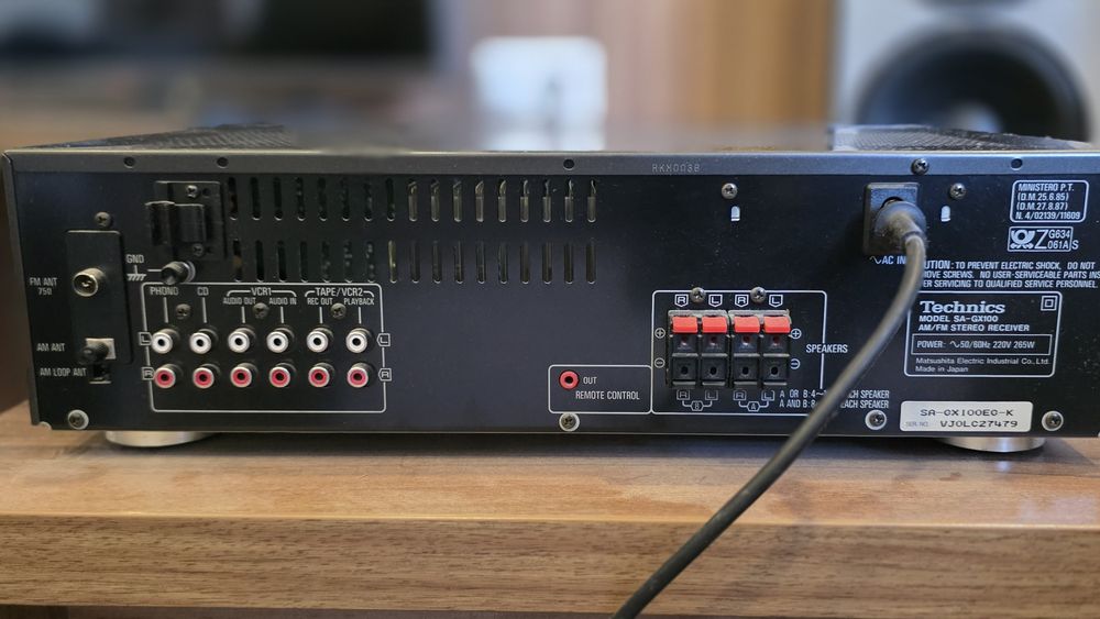 Amplituner Technics GX-100 z pilotem