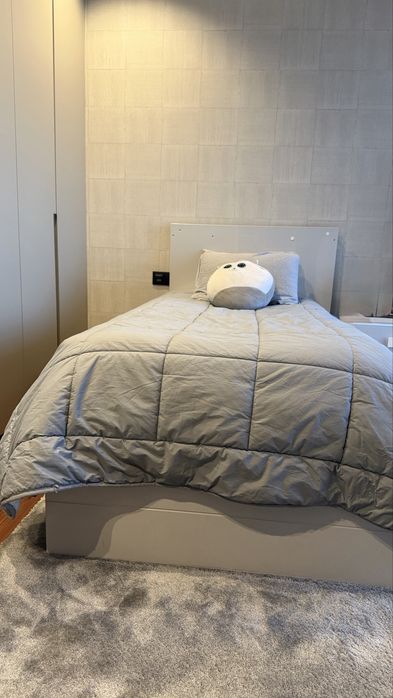 Cama/berço com colchāo Molaflex + gavetas