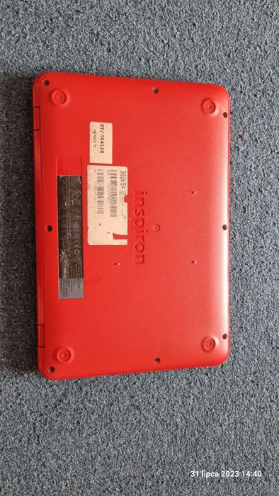 SPRZEDAM LAPTOPA  - Idealny do pracy i rozrywki! DELL Laptop 8 RAM