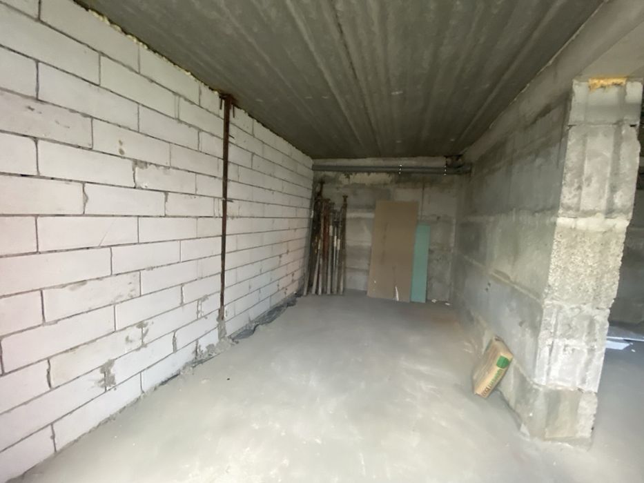 Здам в оренду приміщення 125м2(58,1 м2 та 66,3 м2) Петрівське містечко