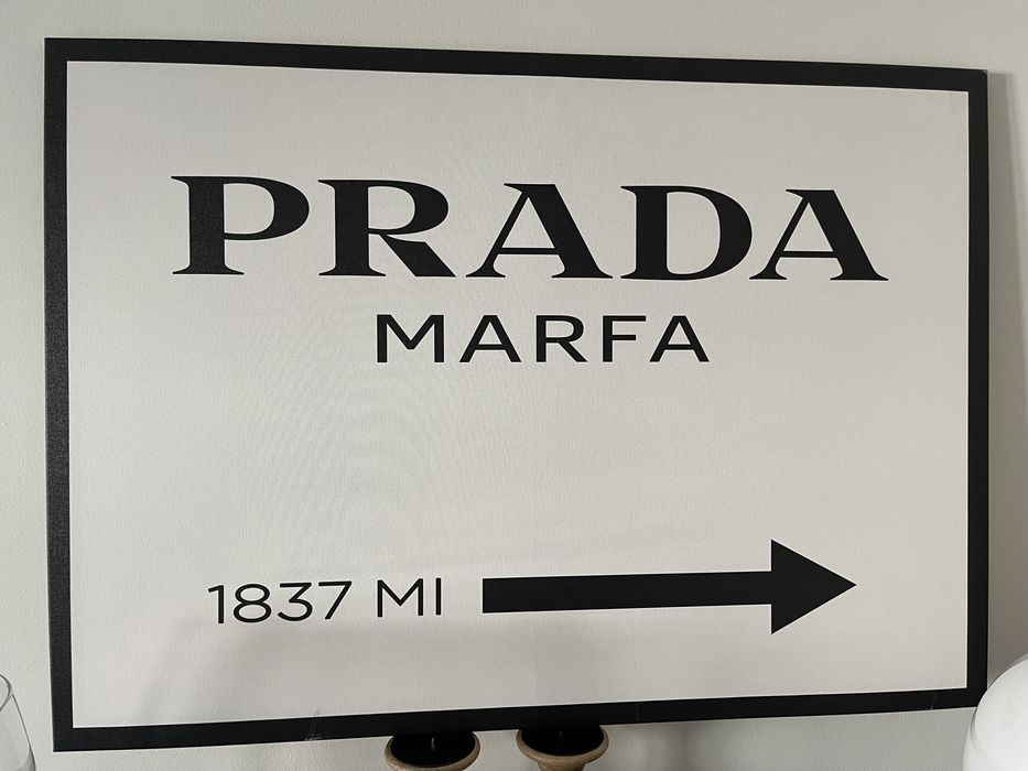 Quadro da Prada preto e branco