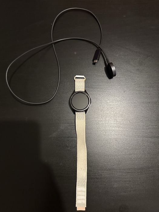 Galaxy Watch 6 Classic 43mm BT (Bom Estado, Bateria Nova)