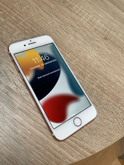 Telefon Apple iPhone 7- A1778- flash 128 gb- ram 2 gb - różowy