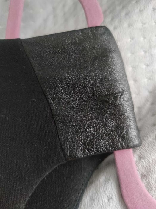 Czarna sukienka Reserved 40