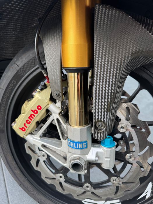 Aprilia RSV4 1000 Factory