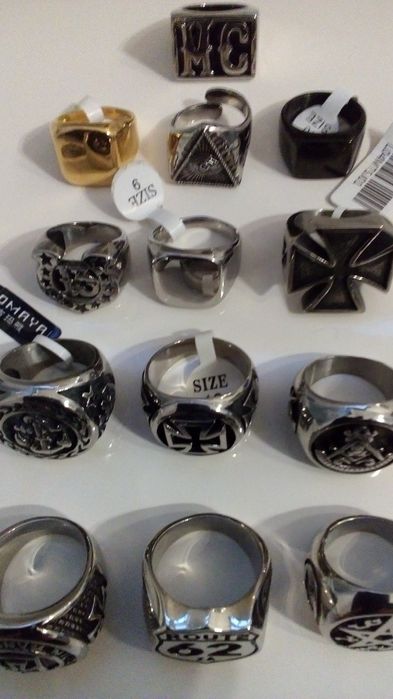 Anéis em aço inoxidável