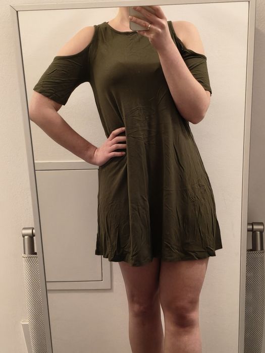 Codzienna sukienka khaki