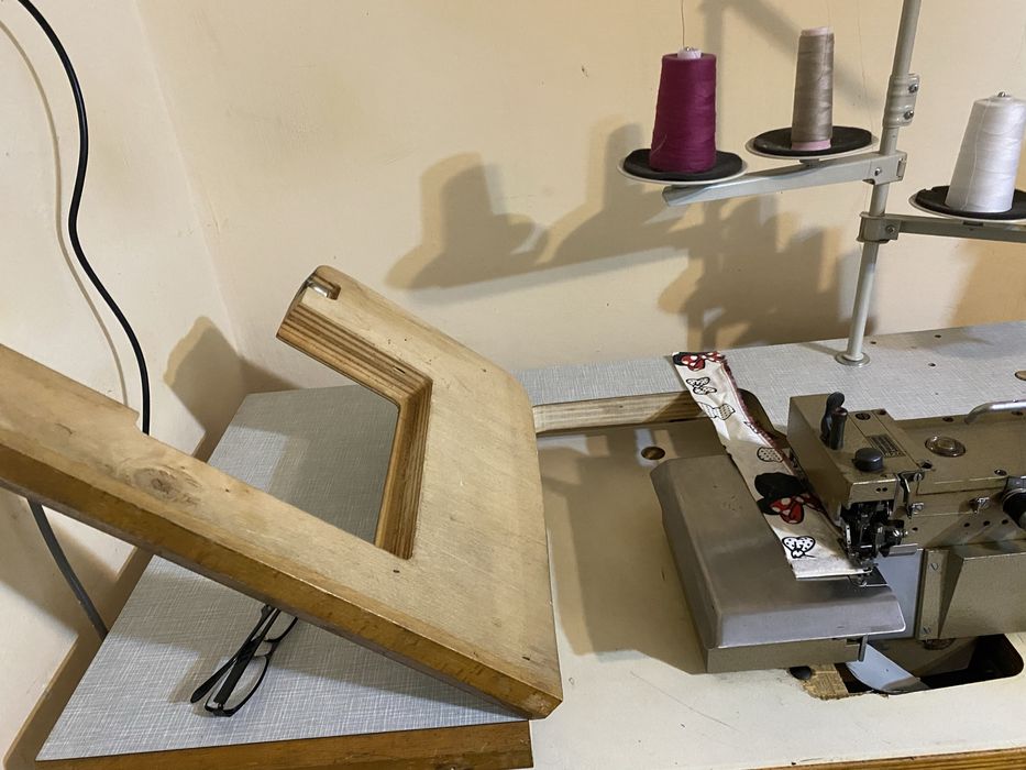 Owerlok 5-nitkowy ALTIN - TEXTIMA( niemiecki oryginał)