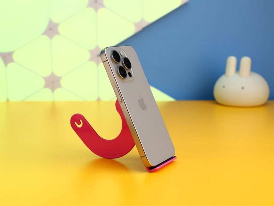 Смартфон Apple iPhone 15 Pro 256GB Natural (178322) Б/У З ГАРАНТІЄЮ