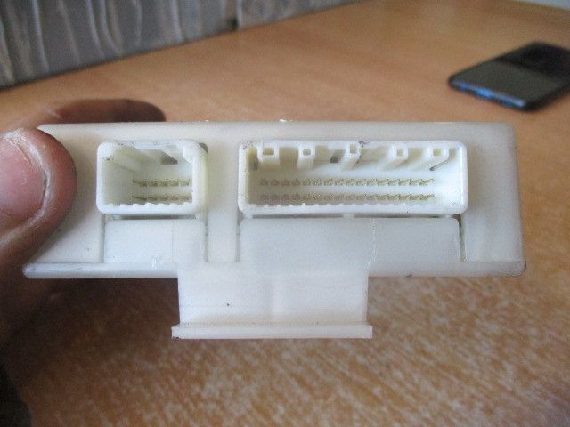 Centralina do fecho central RENAULT Laguna III (BT0/1)