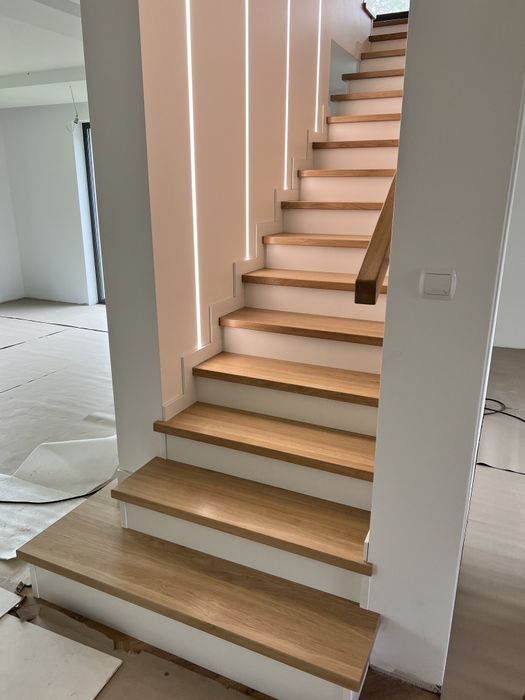 Schody drewniane producent balustrady