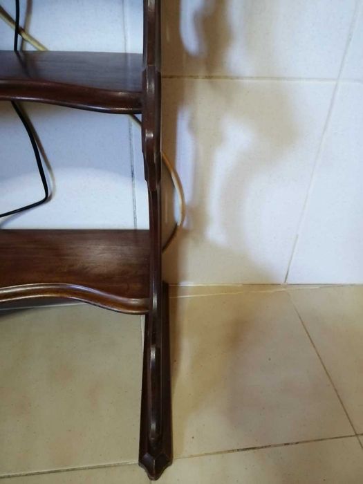 Aparador antigo/para restauro