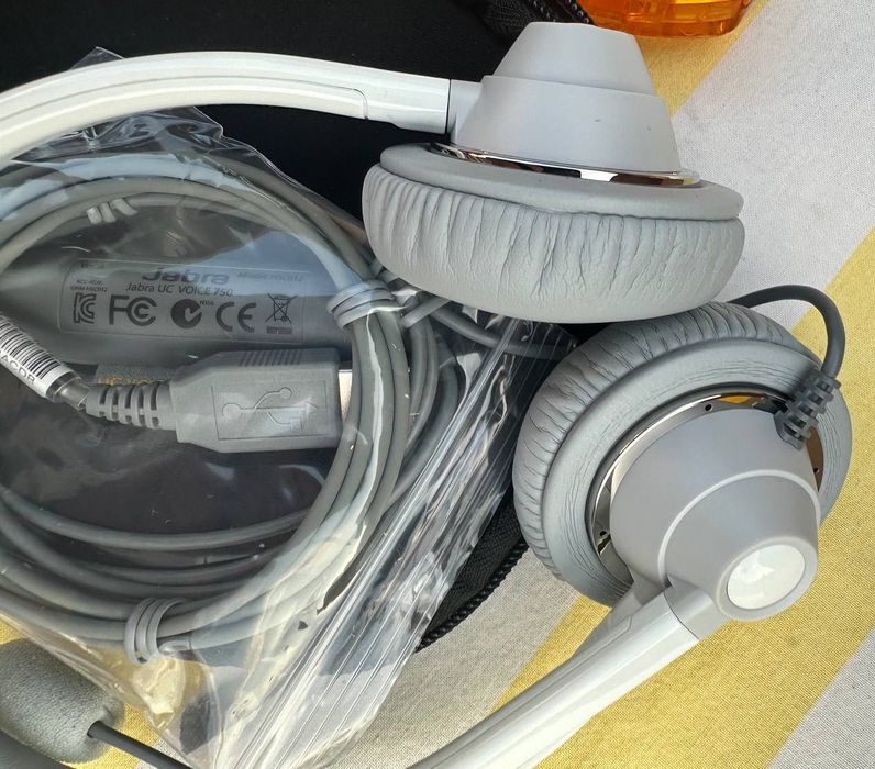 Навушники з мікрофоном Jabra call center