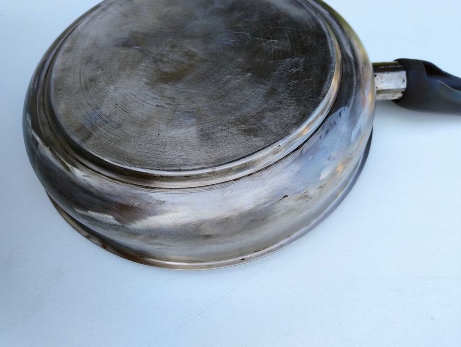 Patelnia metalowa 24 cm - stalowa