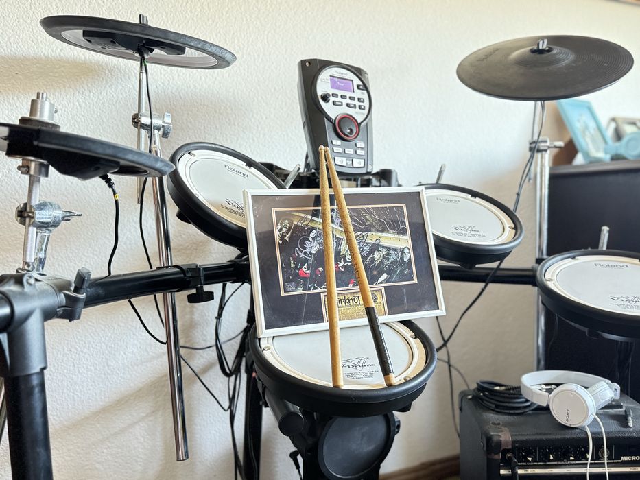 Bateria eletronica Roland tD10 + TD 11+ material