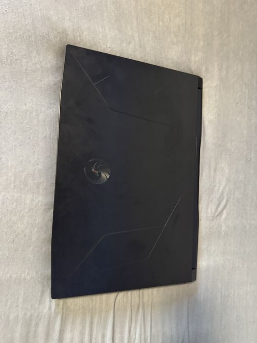 Laptop gamingowy MSI BRAVO 17 WINDOWS 11