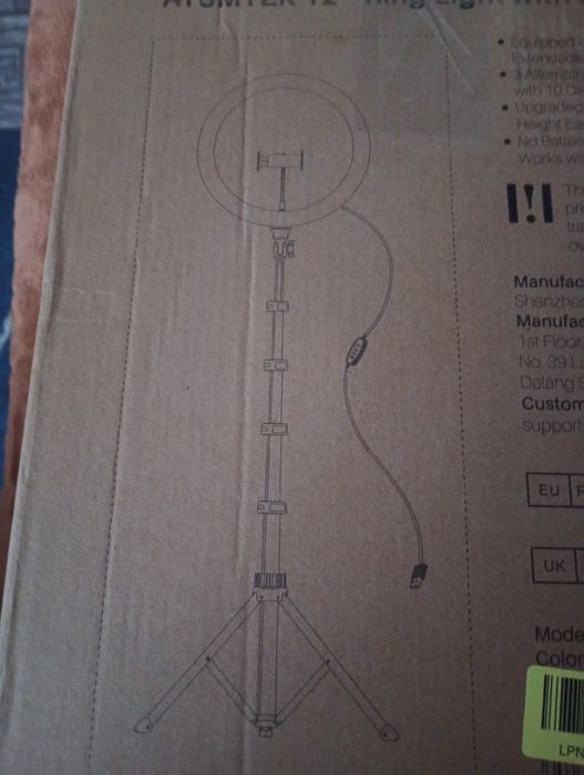 Lampa świetlna LED z regulacją, uchwyt na telefon. Nowa
