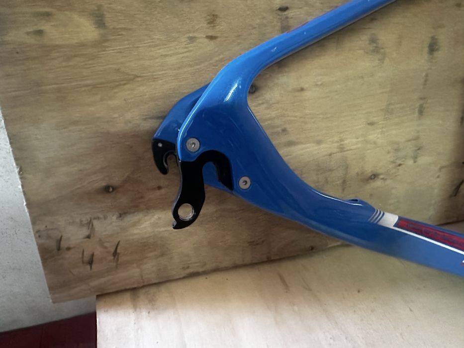 Quadro Carbono BTT Jorbi Air 29" (Para Reparar / Projeto)