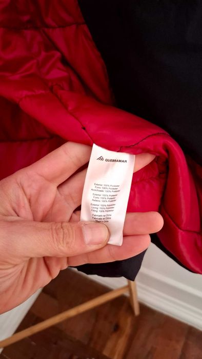Casaco Quebramar L | Parka preta com interior vermelho