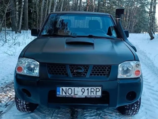 Nissan navara 2.5 дизель