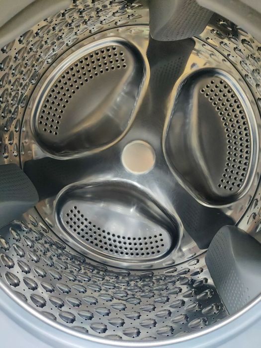 Прально-сушильна машина BOSCH™ SERIE 6.