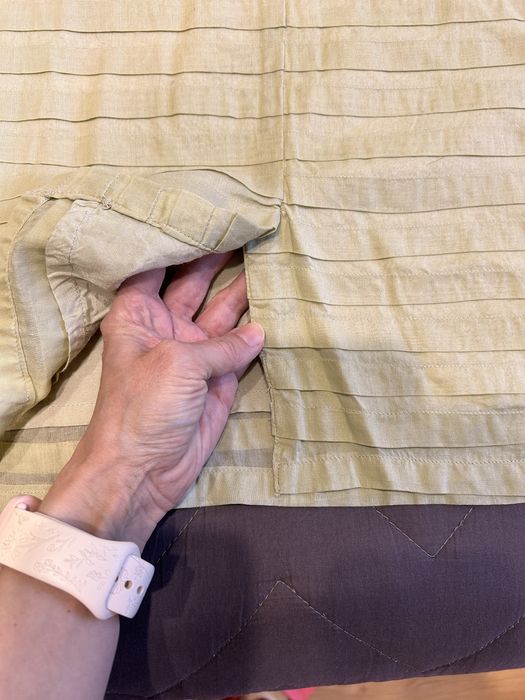 Батистова спідниця