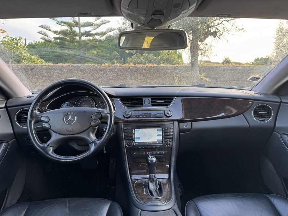 Mercedes-Benz CLS 320 CDI  *IUC Antigo*