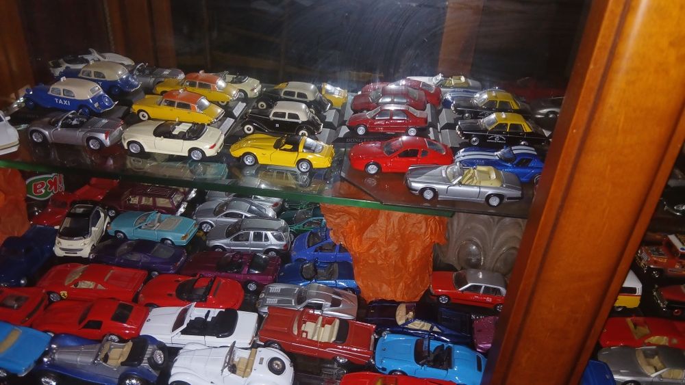 Colecao   150 carro minitira por 7,50 € cada