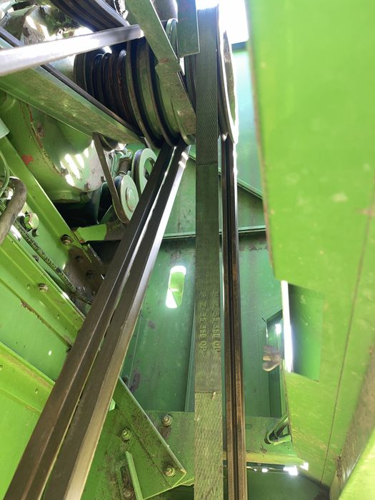 Комбайн John Deere 1065