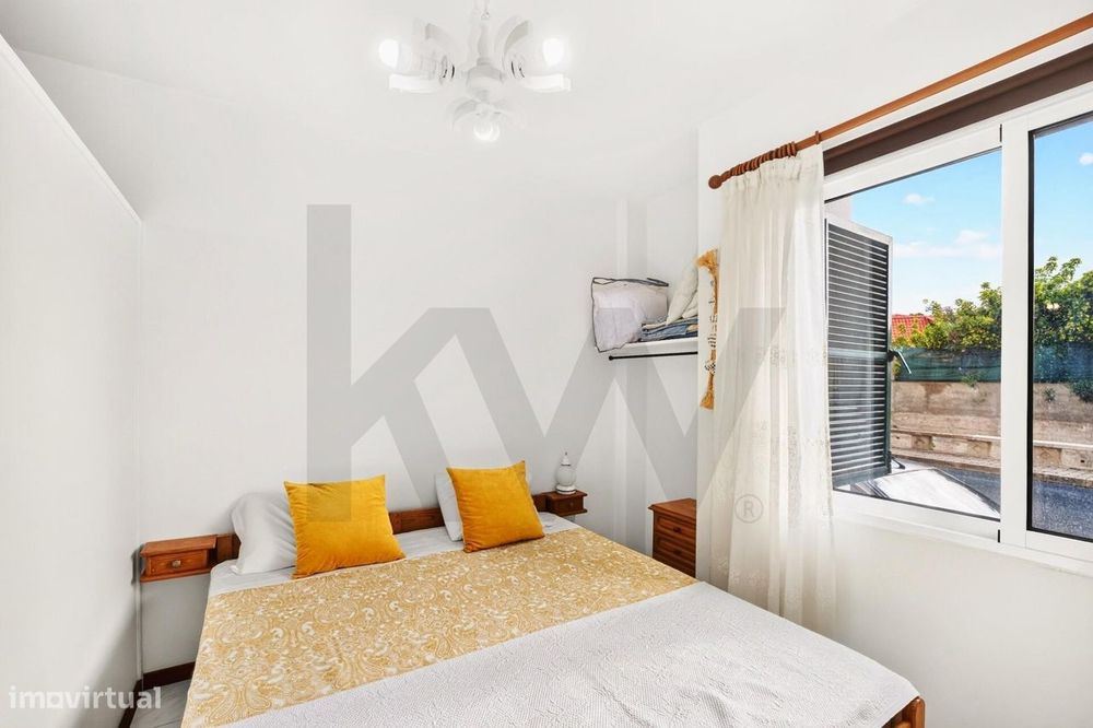 Estudio T0 com Garagem | Centro | Porto Santo