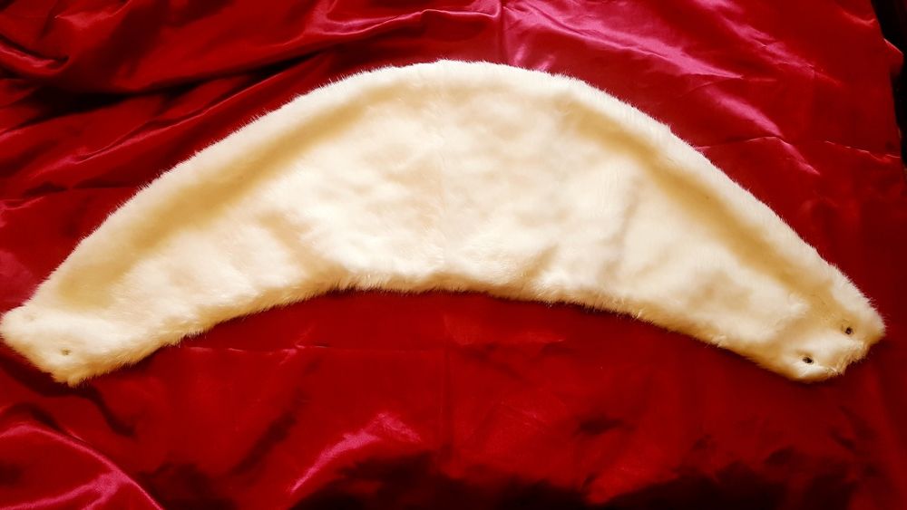 Белая свадебная пушистая накидка