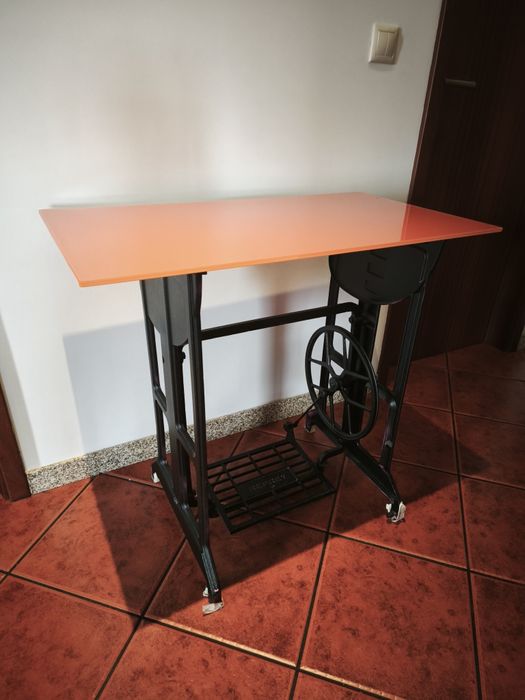 Mesa maquina de costura