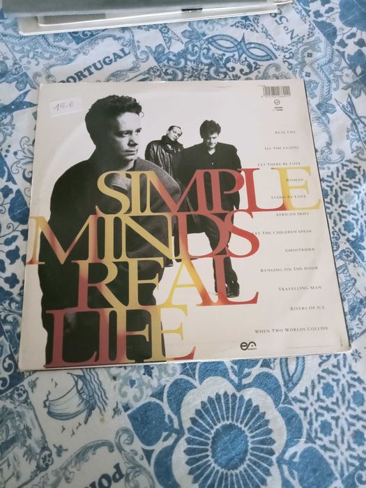 LP, Simple Minds Real Life