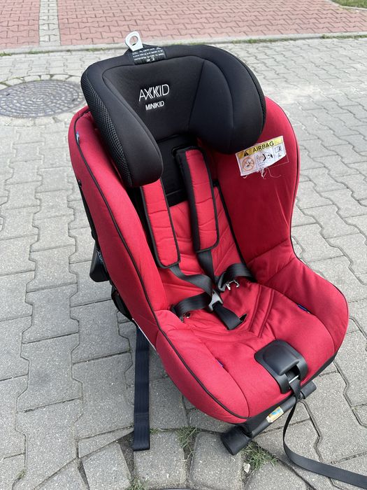 0Fotelik samochodowy Axkid Minikid 2.0