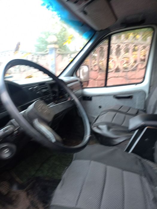 Продам газель бортова