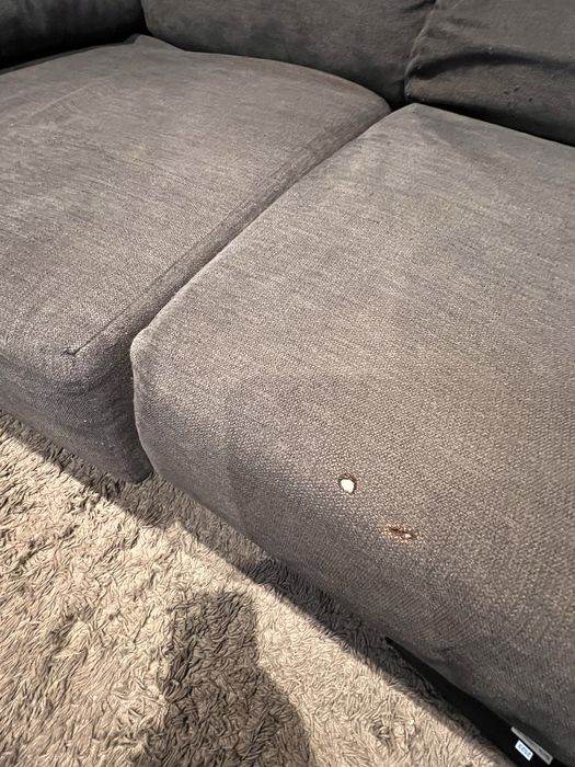 Sofa usado para desocupar